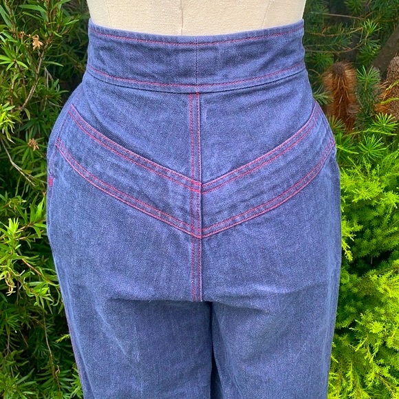 VINTAGE | Dalkeith flared jeans - Picture 7 of 8